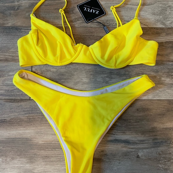 Zaful Other - Yellow bikini BNWT